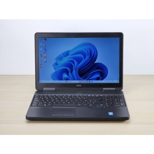 Dell Latitude E5540 + Nvidia / i5-4310U / 8GB RAM / 256GB SS