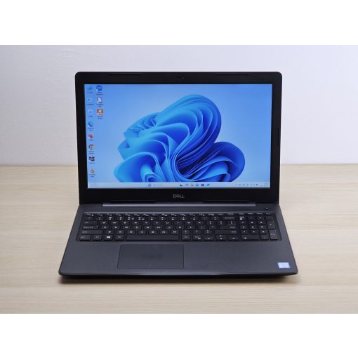 Dell Latitude Laptop 3590 / i5-8250U / 8GB RAM / 256GB SSD