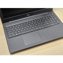 Dell Latitude Laptop 3590 / i5-8250U / 8GB RAM / 256GB SSD