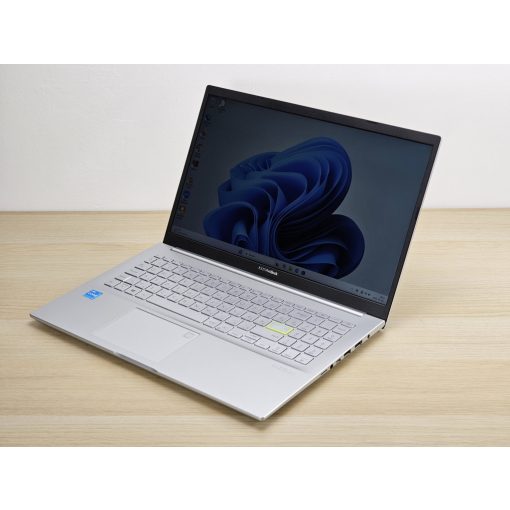 Asus VivoBook K513E / I3-1115G4 / 8GB RAM /256GB SSD