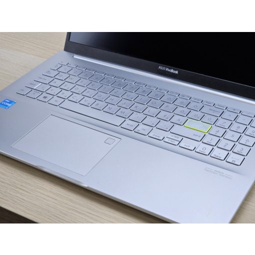 Asus VivoBook K513E / I3-1115G4 / 8GB RAM /256GB SSD