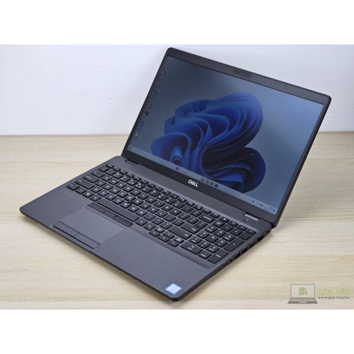 Dell Latitude 5500 magyar billentyűzetes