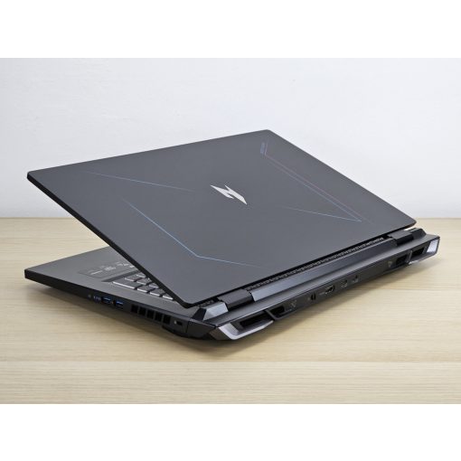 Acer Nitro 17 Gamer Laptop + Nvidia RTX 4050 / AMD RYZEN 7 / 16GB RAM / 1TB SSD Magyar billentyűzet