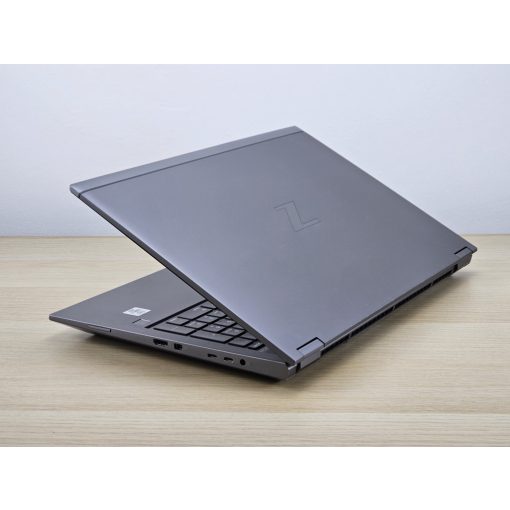 HP Zbook Fury 15 G7 Laptop + NVIDIA / i7-10850H / 32GB RAM / 512GB SSD / Magyar billentyűzet