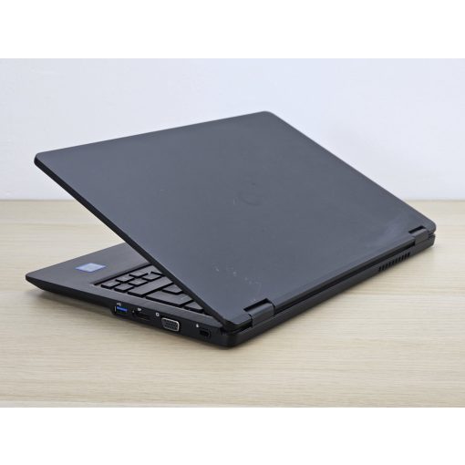 Használt Fujitsu LifeBook U727 laptop, i3-7100U, 16GB RAM, 256GB SSD