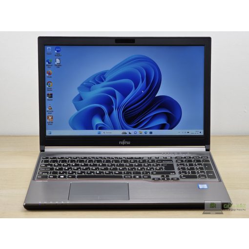 Fujitsu LifeBook E756 magyar billentyűzetes
