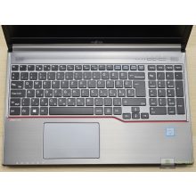 Fujitsu LifeBook E756 magyar billentyűzetes