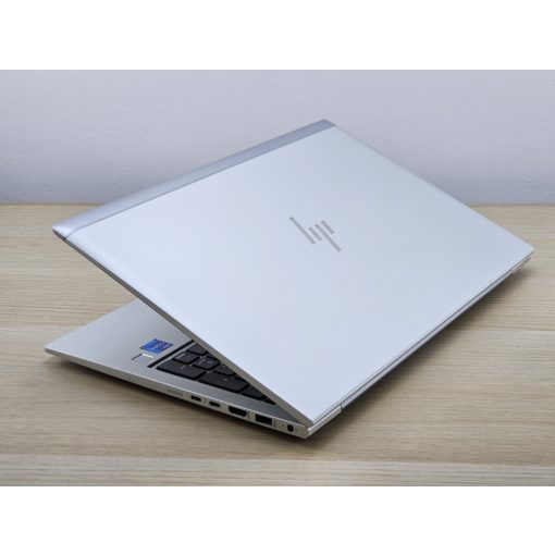 HP Elitebook 850 G8 / i7-1185G7 / 16GB RAM / 512GB SSD / Magyar billentyűzet
