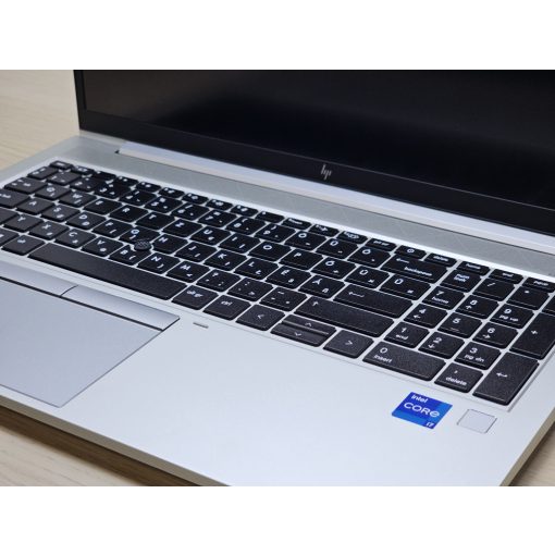 HP Elitebook 850 G8 / i7-1185G7 / 16GB RAM / 512GB SSD / Magyar billentyűzet