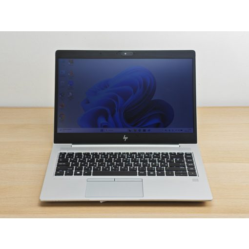 Használt HP EliteBook laptop mt45 , AMD Ryzen 3 PRO 3300U , 8GB RAM , 256GB SSD, felújított, garanciával