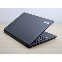 Acer TravelMate P / i5-8250U / 8GB RAM / 240GB SSD