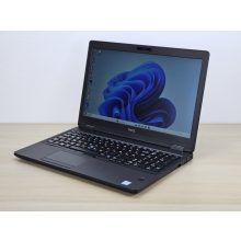 Dell Precision 3530 Laptop + Nvidia / Xeon E-2176M / 16GB RAM / 512GB SSD / Magyar billentyűzet
