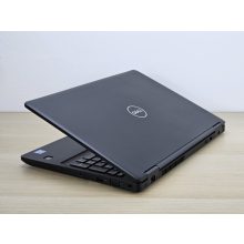 Dell Precision 3530 Laptop + Nvidia / Xeon E-2176M / 16GB RAM / 512GB SSD / Magyar billentyűzet