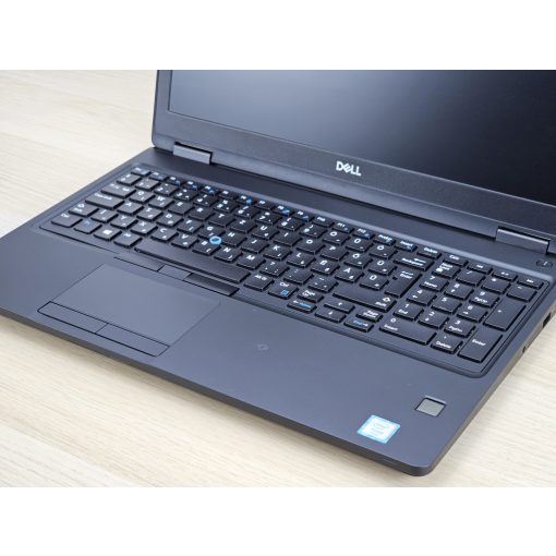 Dell Precision 3530 Laptop + Nvidia / Xeon E-2176M / 16GB RAM / 512GB SSD / Magyar billentyűzet
