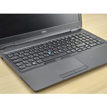 Dell Precision 3530 Laptop + Nvidia / Xeon E-2176M / 16GB RAM / 512GB SSD / Magyar billentyűzet