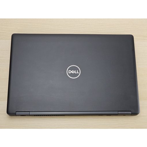 Dell Precision 3530 Laptop + Nvidia / Xeon E-2176M / 16GB RAM / 512GB SSD / Magyar billentyűzet