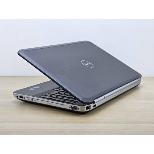 Dell Latitude laptop E5520/ ii3-2330M / 8GB RAM / 256GB SSD 