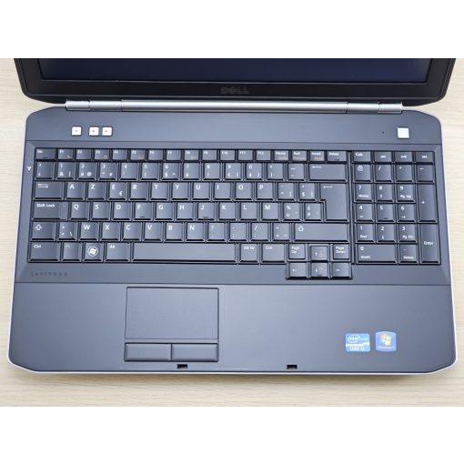 Dell Latitude laptop E5520/ ii3-2330M / 8GB RAM / 256GB SSD 