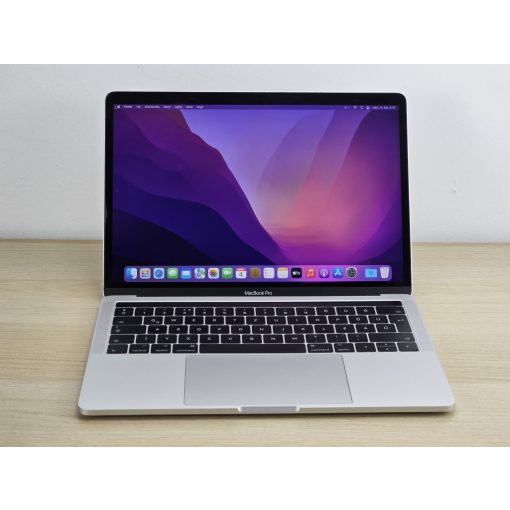 Apple MacBook Pro 13 A1706 (2016) / i7 / 16GB RAM / 256GB SSD / Magyar billentyűzet
