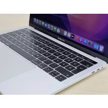 Apple MacBook Pro 13 A1706 (2016) / i7 / 16GB RAM / 256GB SSD / Magyar billentyűzet