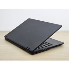 Használt Fujitsu LifeBook U729 laptop,  i5-8265u, 16GB RAM, 256GB SSD, magyar billentyűzet