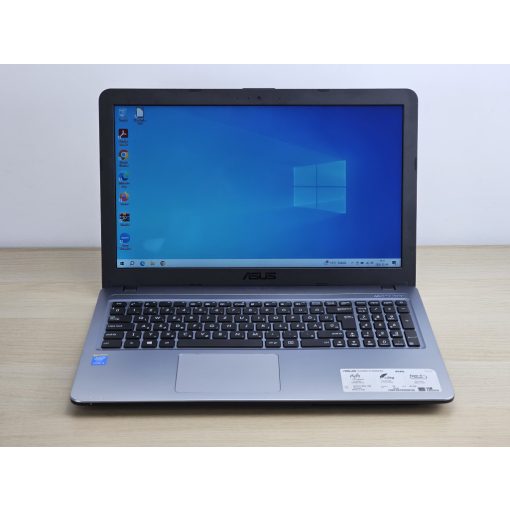 Asus X540L 15 Laptop / i3-5005U / 4GB RAM / 128GB SSD / Magyar billentyűzet