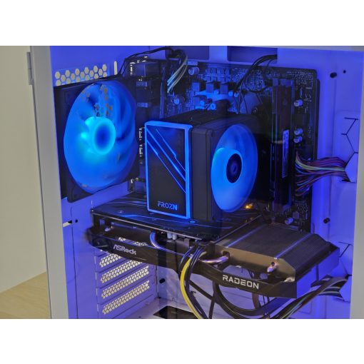 GAMER PC + AMD RADEON RX 6600 8GB / AMD Ryzen 5 5600 / 16GB RAM / 512GB SSD