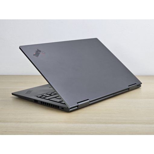 Lenovo Thinkpad X1 Yoga 2in1 Tablet laptop / i7-10610U / 16GB RAM / 256GB SSD / Érintőképernyős / Magyar billentyűzet