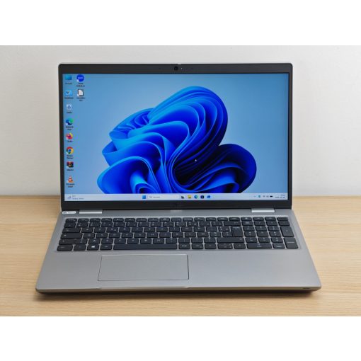 Dell Precision 3561 + Nvidia / i9-11950H / 16GB RAM / 512GB SSD