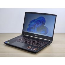 MSI KATANA 15 HX B14W Gamer + Nvidia / i7-14650HX / 16GB RAM / 1TB SSD / Magyar billentyűzet