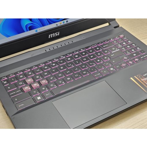 MSI KATANA 15 HX B14W Gamer + Nvidia / i7-14650HX / 16GB RAM / 1TB SSD / Magyar billentyűzet