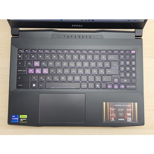 MSI KATANA 15 HX B14W Gamer + Nvidia / i7-14650HX / 16GB RAM / 1TB SSD / Magyar billentyűzet