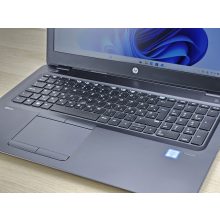 HP Zbook 15u G3 + AMD / i7-6600U / 8GB RAM / 256GB SSD / Magyar billentyűzet