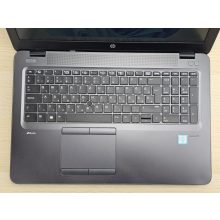HP Zbook 15u G3 + AMD / i7-6600U / 8GB RAM / 256GB SSD / Magyar billentyűzet