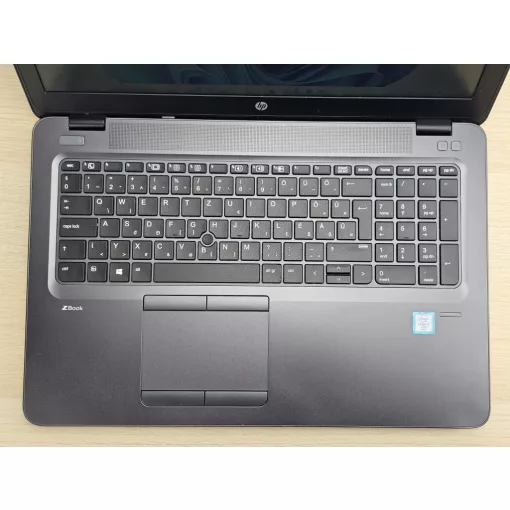 HP Zbook 15u G3 + AMD / i7-6600U / 8GB RAM / 256GB SSD / Magyar billentyűzet