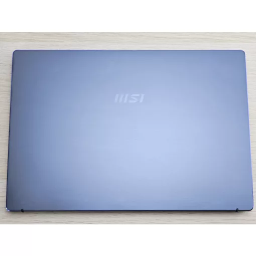 MSI Prestige 14 EVO MS-14C4 + Iris Xe / i7-1185G7 / 16GB RAM / 256GB SSD