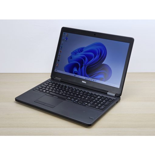 Dell Latitude E5550 Laptop + Nvidia / i5-5300U / 8GB RAM / 256GB SSD FHD