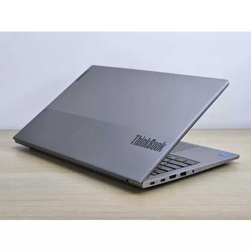 Lenovo ThinkBook 15 G2 ITL Laptop + Iris / i5-1135G7 / 8GB RAM / 256GB SSD 