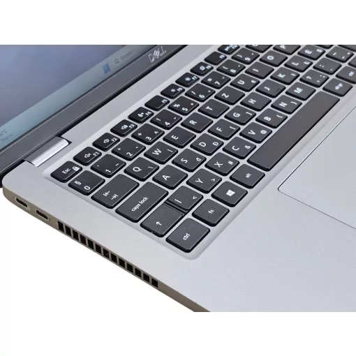 Dell Latitude 5420 Laptop + Iris XE / i5-1145G7 / 16GB RAM / 256GB SSD / Magyar billentyűzet