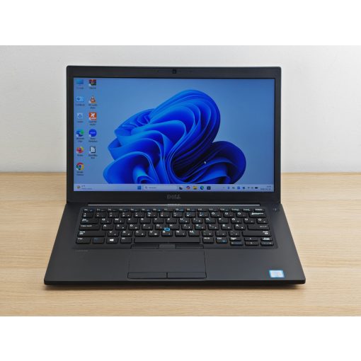 Dell Latitude 7480 Laptop / i5-6300U / 16GB RAM / 256GB SSD / Magyar billentyűzet