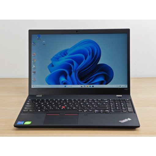 Lenovo ThinkPad P15s + Nvidia / i7-1165G7 / 32GB RAM / 512GB SSD / Magyar billentyűzet