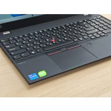 Lenovo ThinkPad P15s + Nvidia / i7-1165G7 / 32GB RAM / 512GB SSD / Magyar billentyűzet