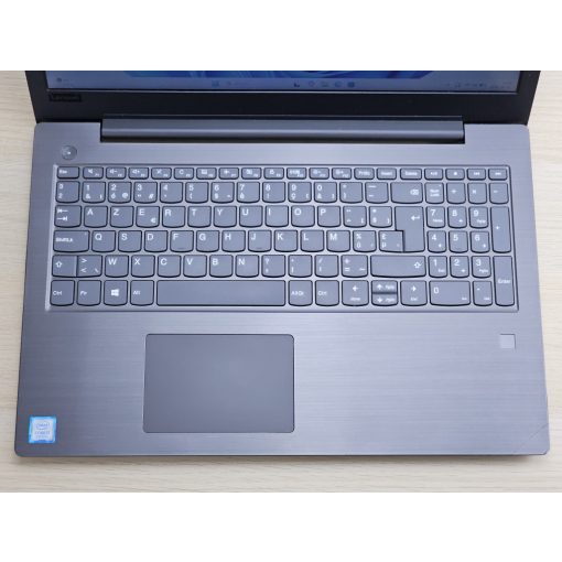 Lenovo V330 Laptop / i7-8550U / 8GB RAM / 256GB SSD SZH