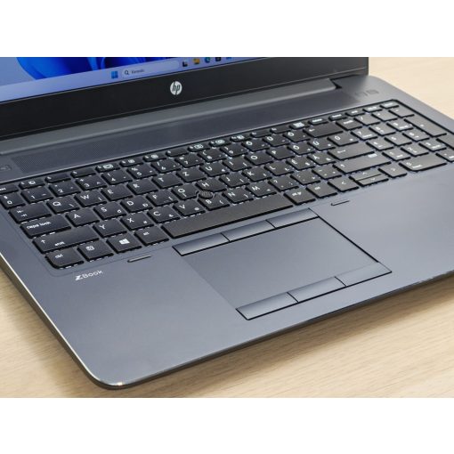 HP Zbook 15 G3 + NVIDIA / i7-6700HQ / 16GB RAM / 256GB SSD / Magyar billentyűzet