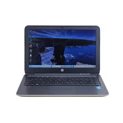 HP Pavilion 13 Laptop /  i3-5010U / 4GB RAM / 128GB SSD