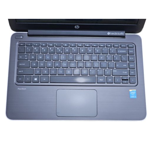 HP Pavilion 13 Laptop /  i3-5010U / 4GB RAM / 128GB SSD
