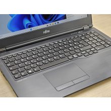 Fujitsu LifeBook U758 Laptop / i7-8350U / 8GB RAM / 256GB SSD / Magyar billentyűzet