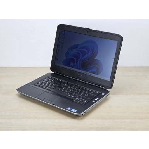 Dell Latitude Laptop E5430 / i5-3320M / 8GB RAM / 128GB SSD