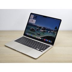   Apple MacBook Air 13 A3240 (2025) / M4 / 16GB RAM / 256GB SSD