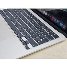 Apple MacBook Air 13 A3240 (2025) / M4 / 16GB RAM / 256GB SSD